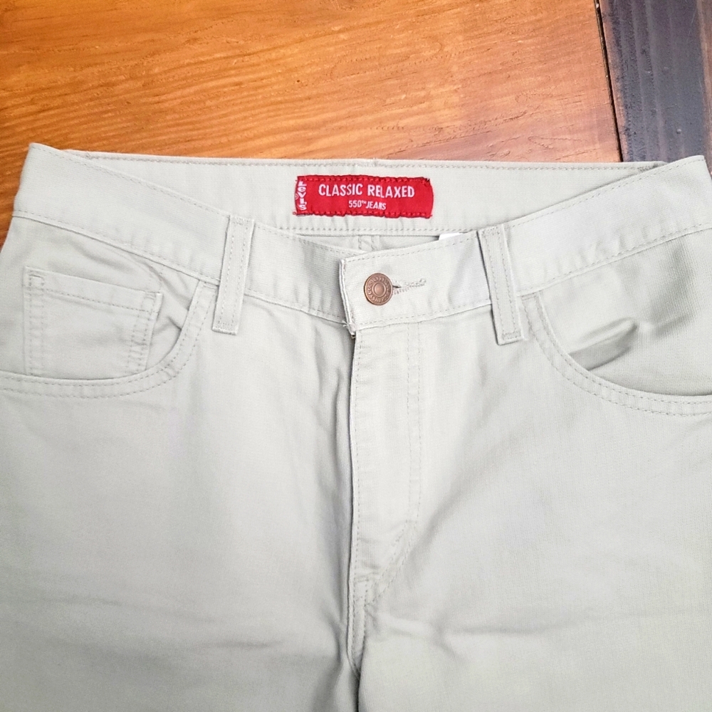 Levi's 550 Classic Relaxed Fit Tapered leg Women's Misses size 8